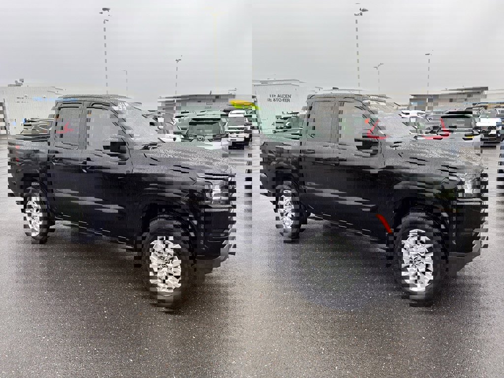 Used 2022 Nissan Frontier SV w/ Technology Package image 21