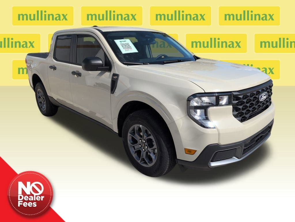 New 2025 Ford Maverick XLT w/ Equipment Group 302A