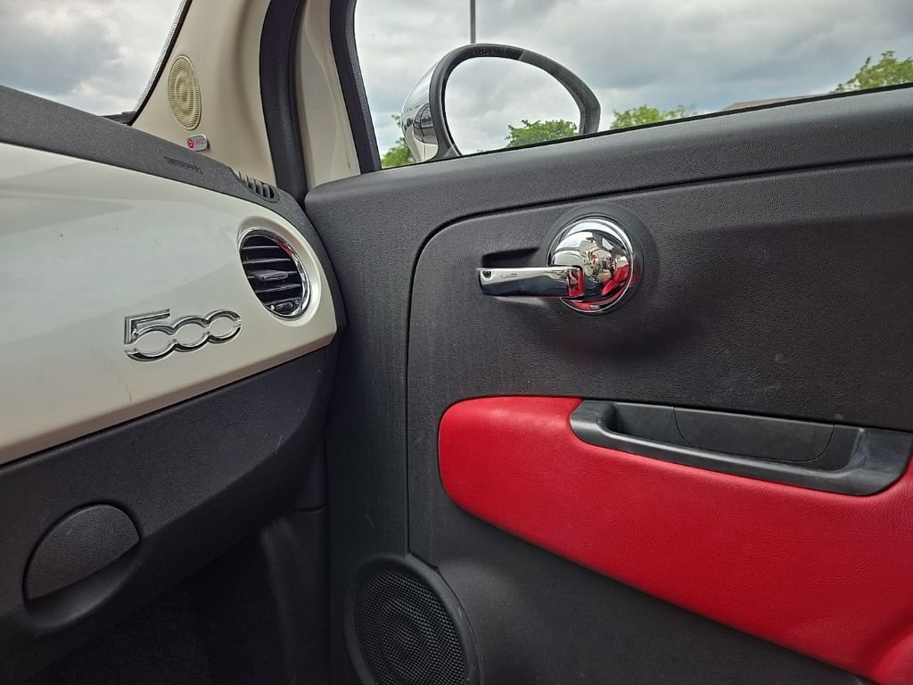 Used 2013 FIAT 500 Lounge w/ Luxury Leather Pkg FWD image 21