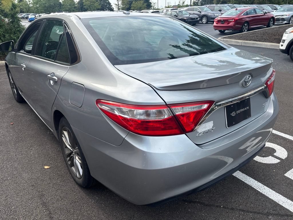 Used 2016 Toyota Camry SE FWD image 4