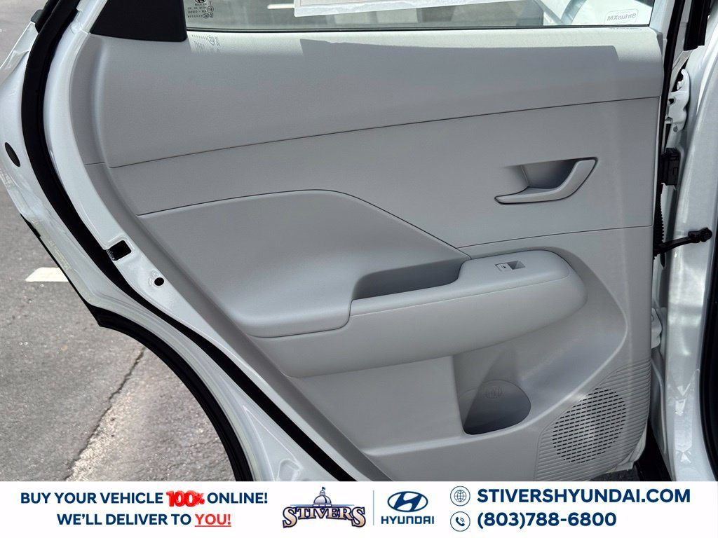 New 2027 Hyundai Kona SE FWD image 17