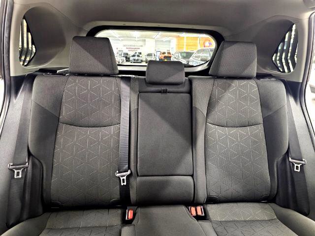 Used 2022 Toyota RAV4 XLE w/ Convenience Package image 34