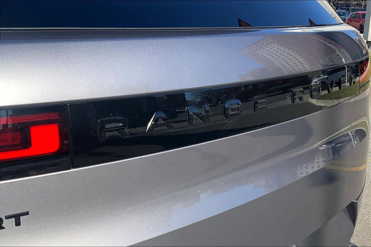 Used 2024 Land Rover Range Rover Sport Dynamic SE image 31