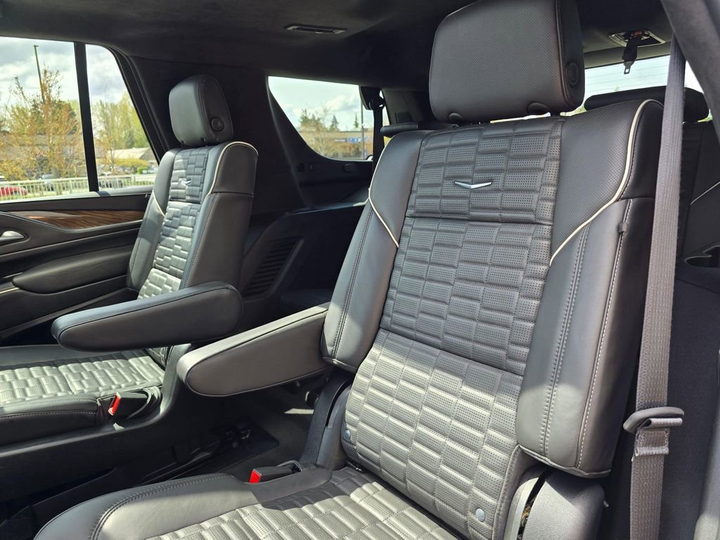 Certified 2023 Cadillac Escalade Sport Platinum w/ Heavy-Duty Trailer Package image 20