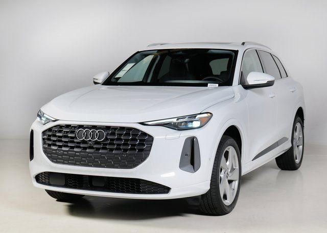 Used 2025 Audi Q5 Premium Plus w/ Premium Plus image 9