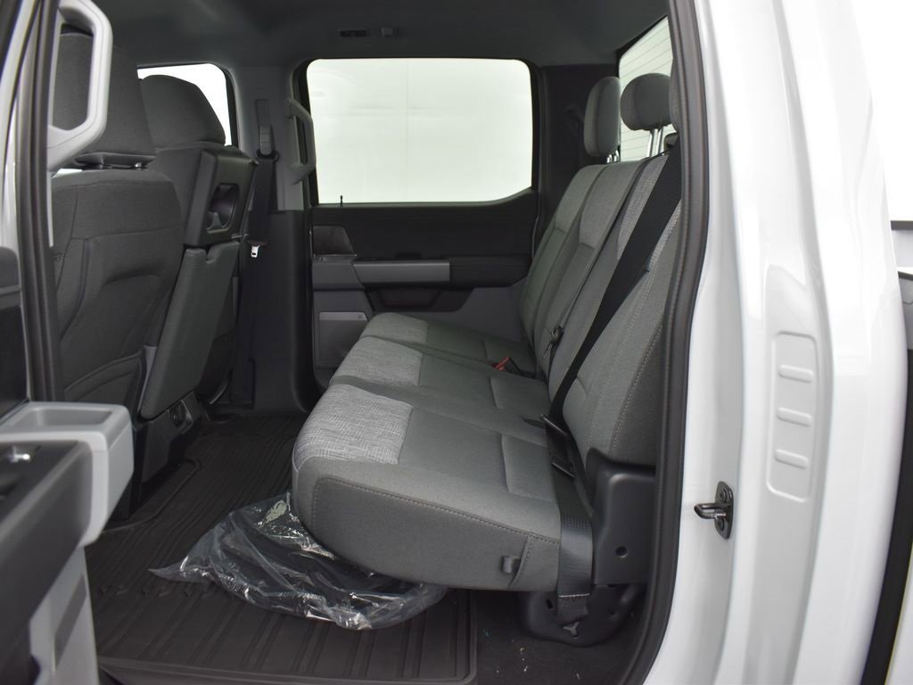New 2026 Ford F250 XLT w/ XLT Premium Package image 10