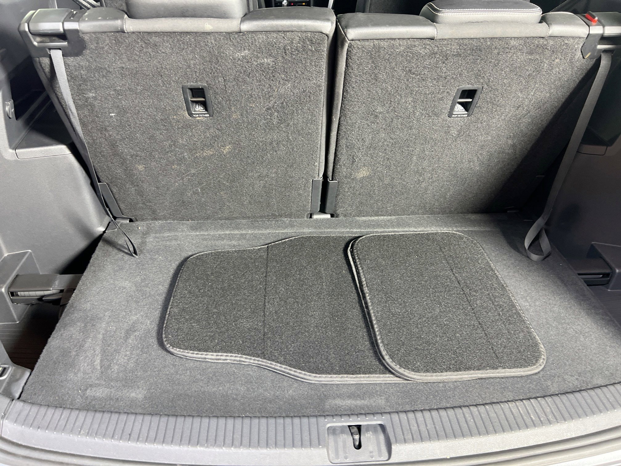 Used 2022 Volkswagen Atlas SEL R-Line image 27