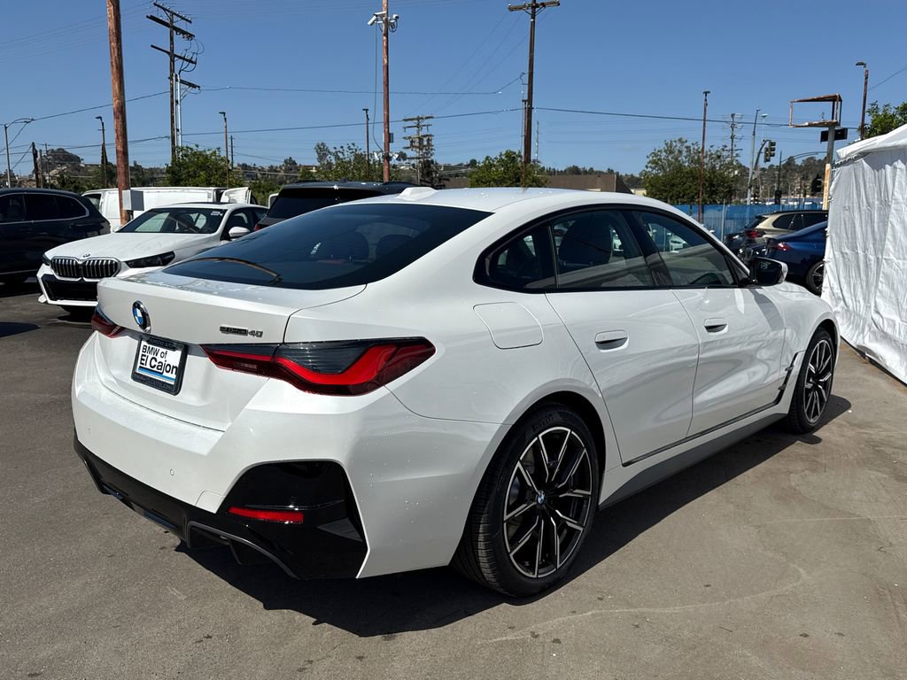 New 2026 BMW i4 eDrive40 w/ M Sport Package image 11