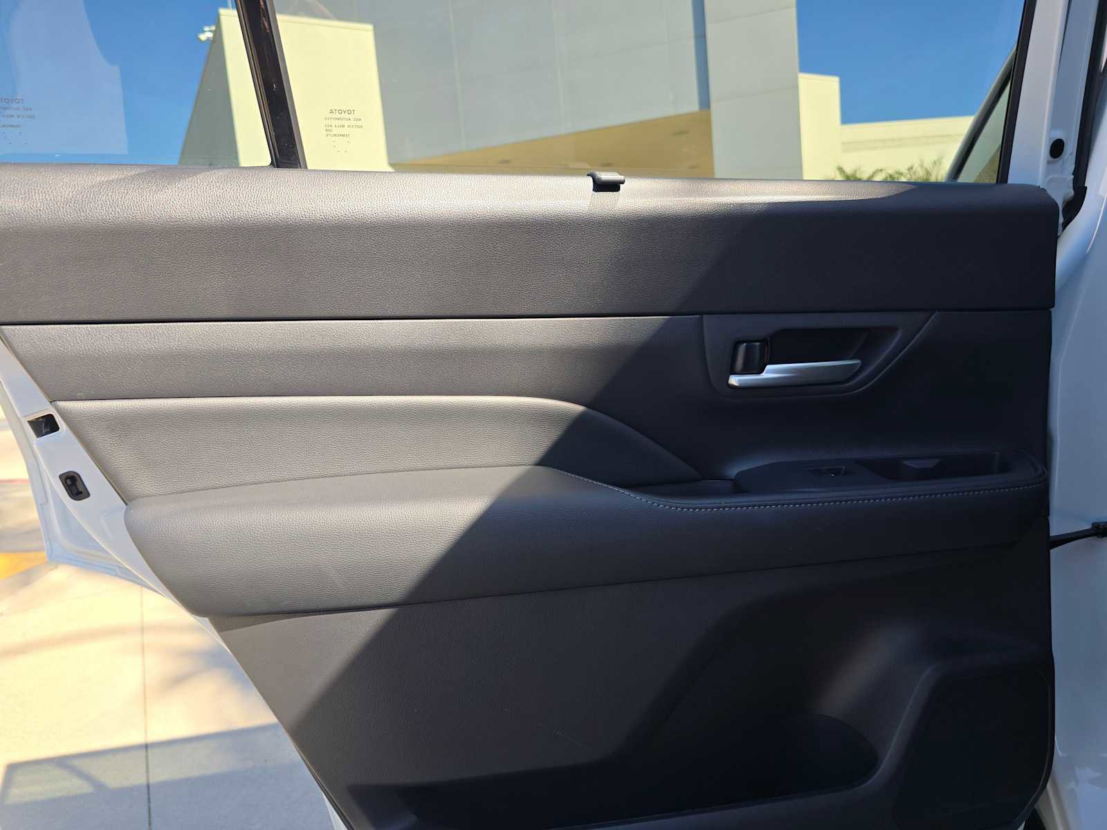 Certified 2025 Toyota Grand Highlander XLE image 16