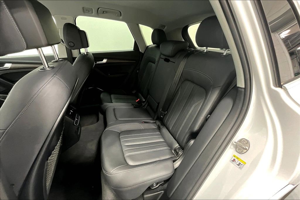 Used 2022 Audi Q5 2.0T Premium w/ Convenience Package image 34