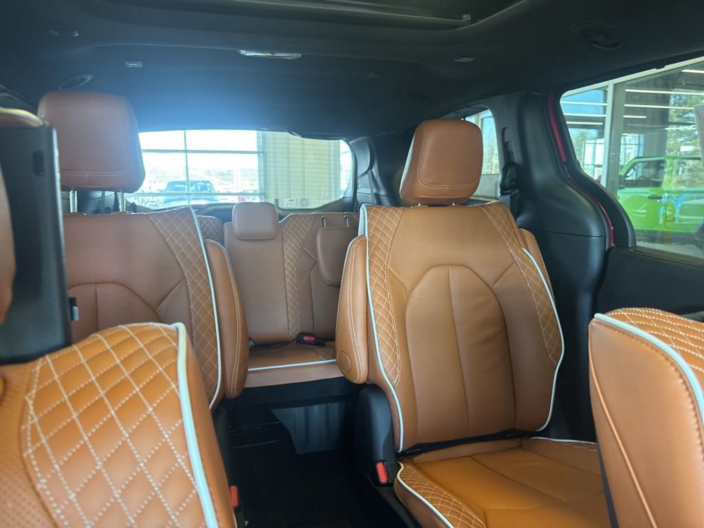 New 2026 Chrysler Pacifica Pinnacle image 58