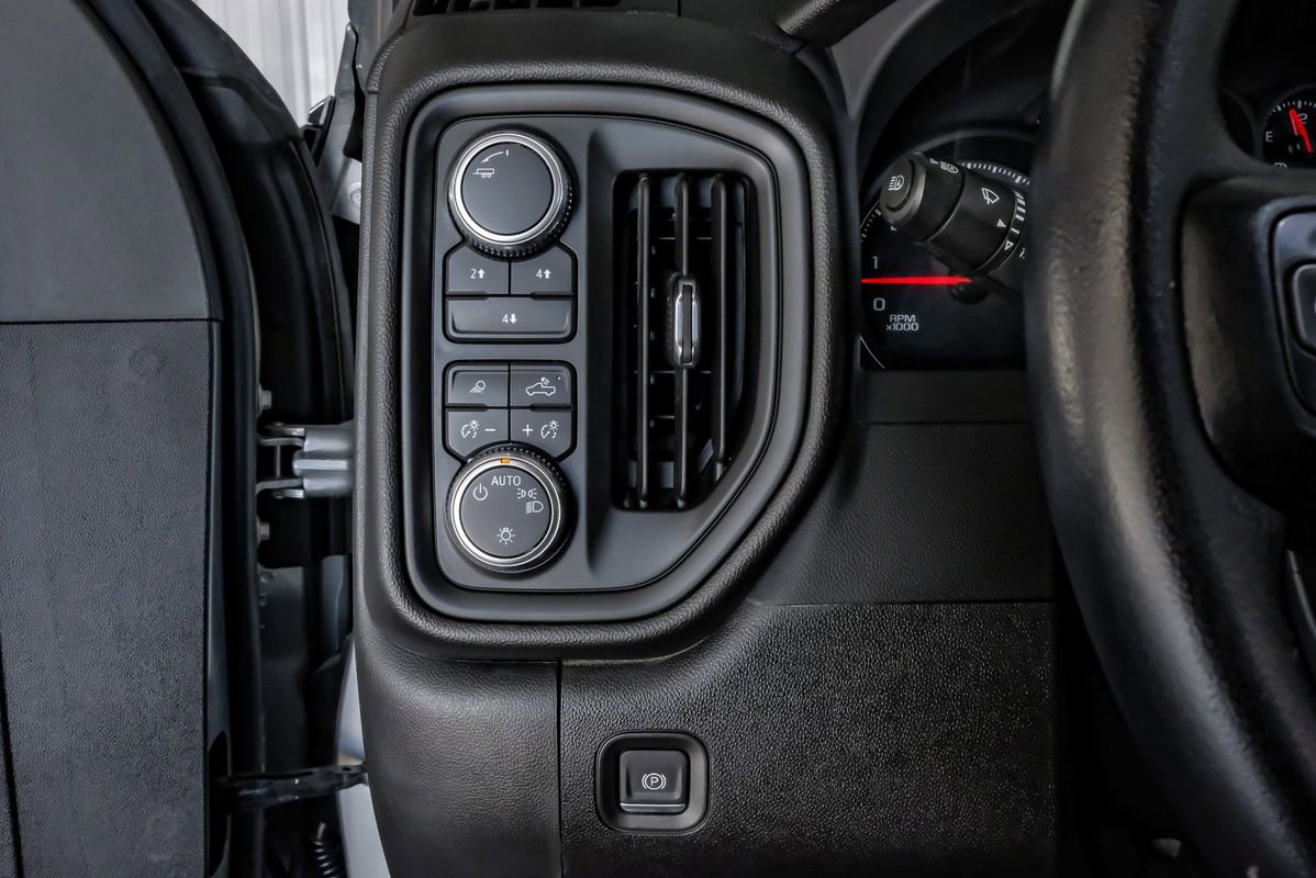 Used 2024 GMC Sierra 3500 Pro image 23