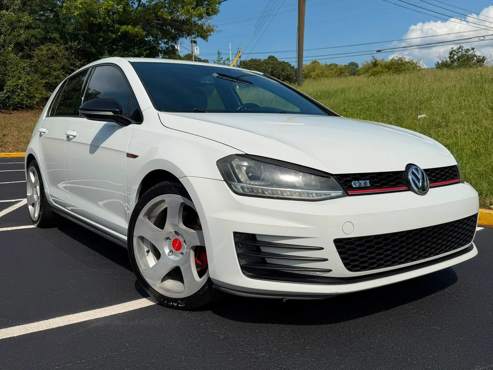 Used 2017 Volkswagen GTI S FWD image 1