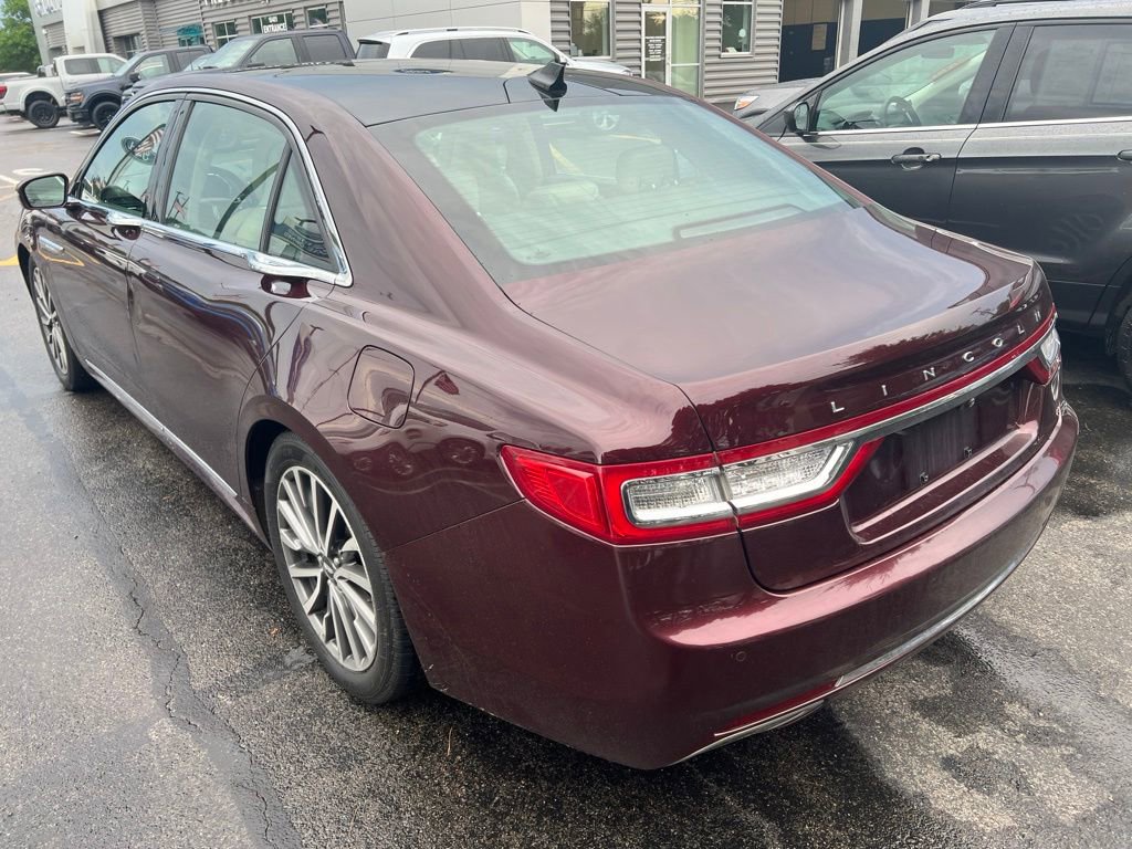 Used 2019 Lincoln Continental Select w/ Continental Climate Package AWD/4WD image 8