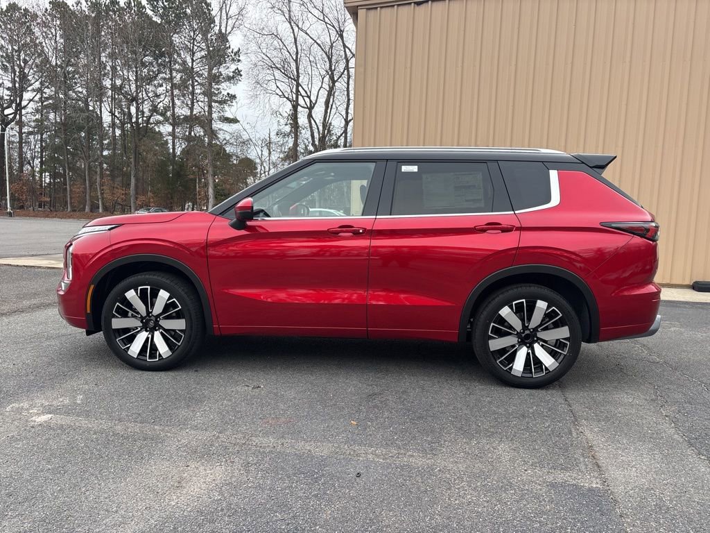 New 2026 Mitsubishi Outlander SEL FWD image 7