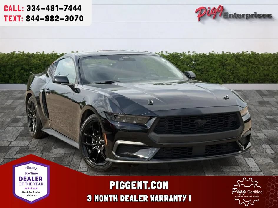 Used 2024 Ford Mustang Coupe RWD image 1