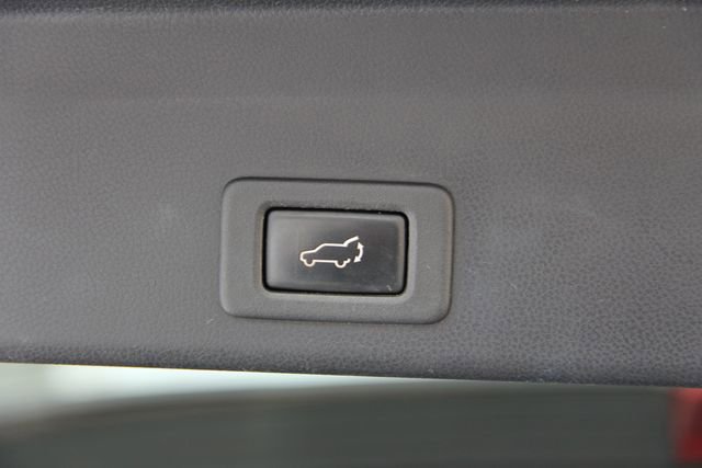 Used 2019 Subaru Ascent Premium image 35