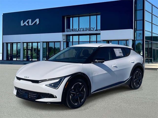 New 2025 Kia EV6 Wind image 3
