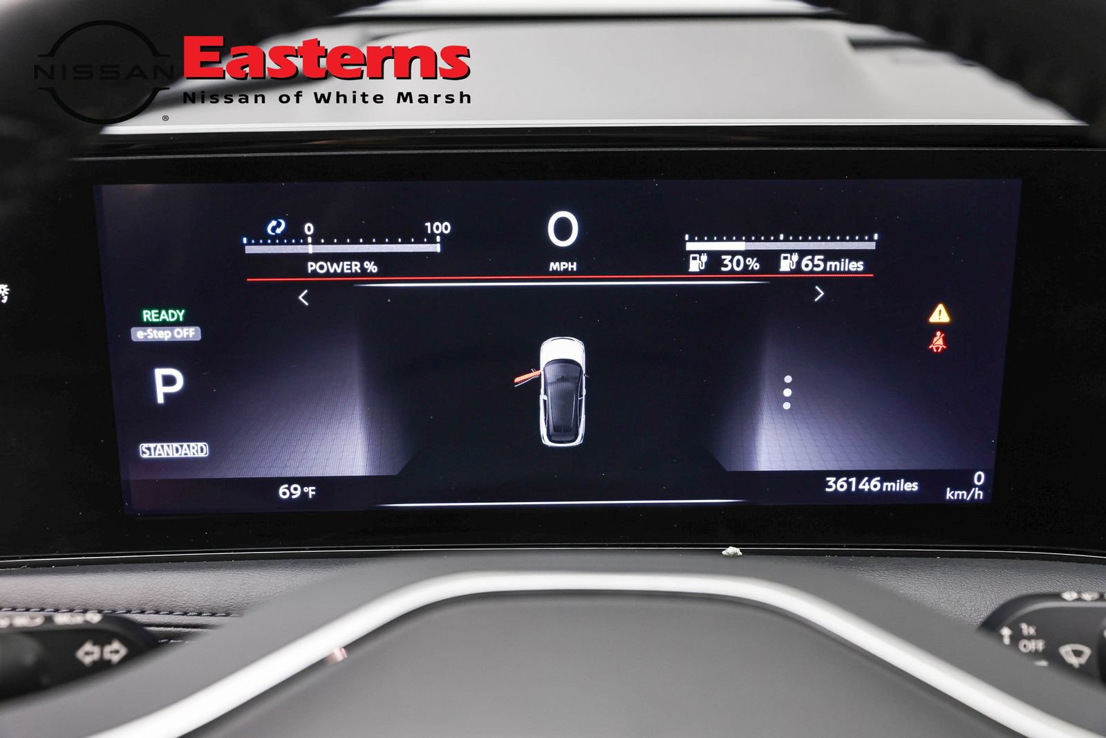 Used 2023 Nissan Ariya FWD image 17