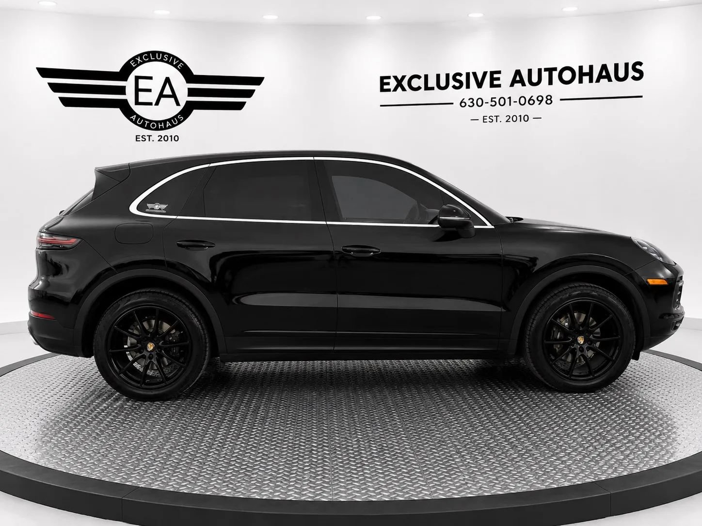 Used 2019 Porsche Cayenne AWD/4WD image 2