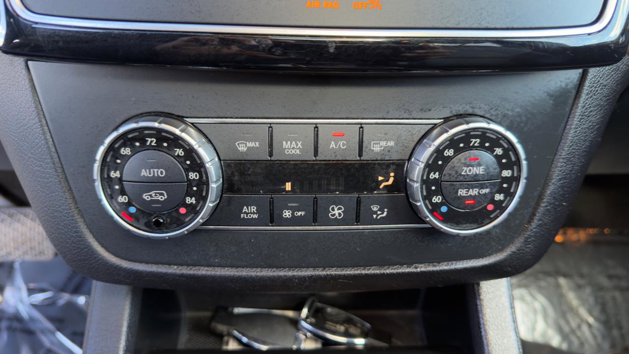 Used 2017 Mercedes-Benz GLS 450 4MATIC image 29