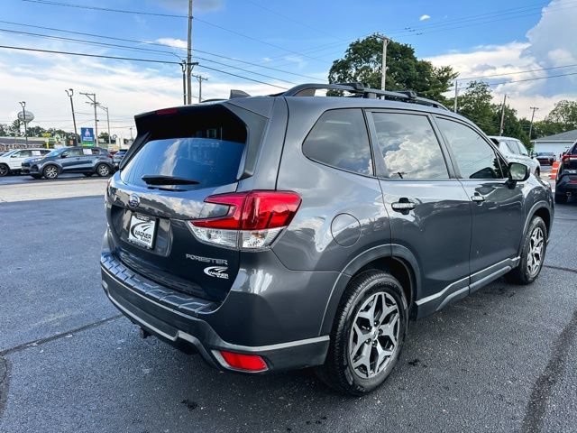 Used 2020 Subaru Forester Premium AWD/4WD image 8