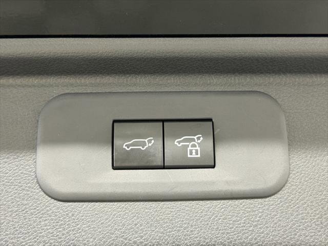 Certified 2025 Toyota Grand Highlander FWD image 14