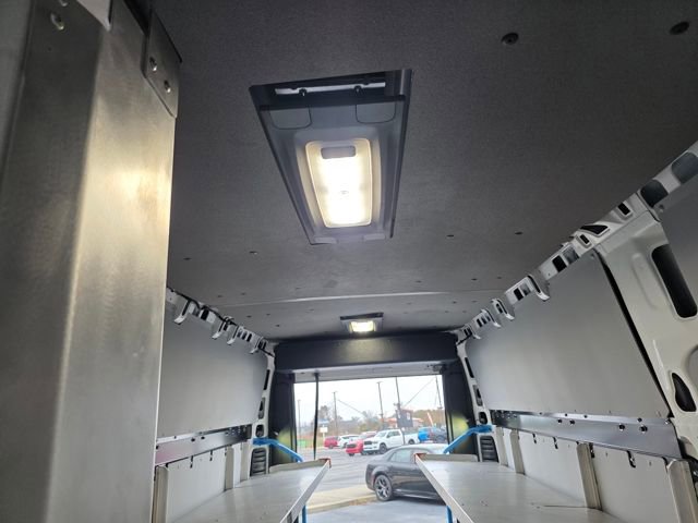 Used 2024 RAM ProMaster 3500 w/ Delivery Van Package FWD image 21