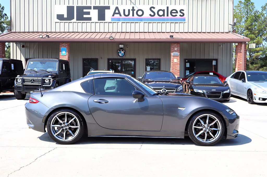 Used 2020 MAZDA MX-5 Miata RF Club RWD image 15