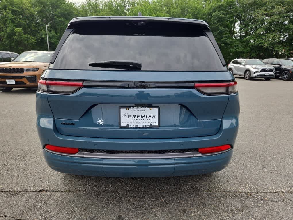 New 2026 Jeep Grand Cherokee Limited AWD/4WD image 5
