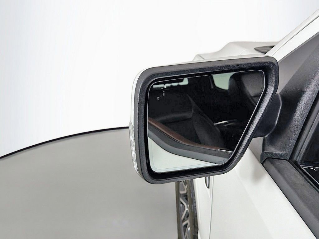 Used 2023 Ford F150 Lariat image 28