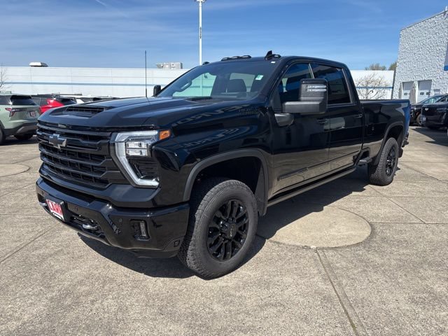 New 2026 Chevrolet Silverado 3500 High Country w/ High Country Premium Package AWD/4WD image 4