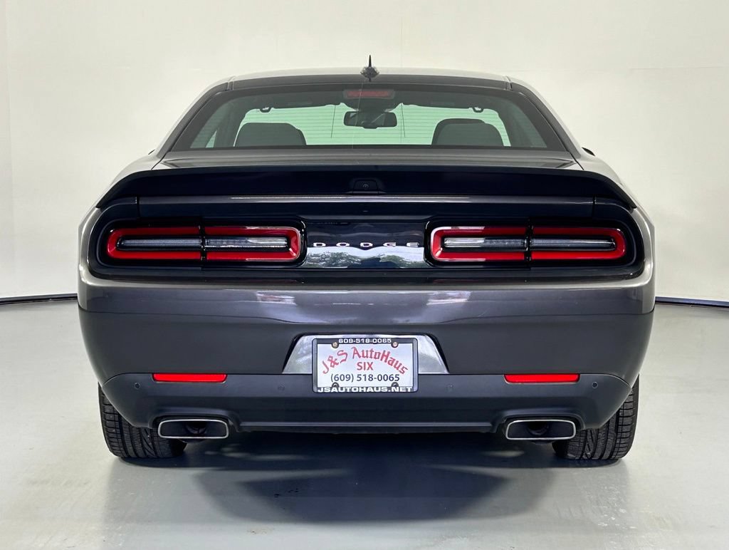 Used 2021 Dodge Challenger R/T Scat Pack RWD image 6