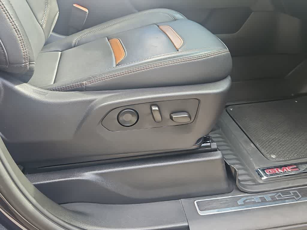 Used 2024 GMC Sierra 2500 AT4 w/ AT4 Premium Plus Package AWD/4WD image 25