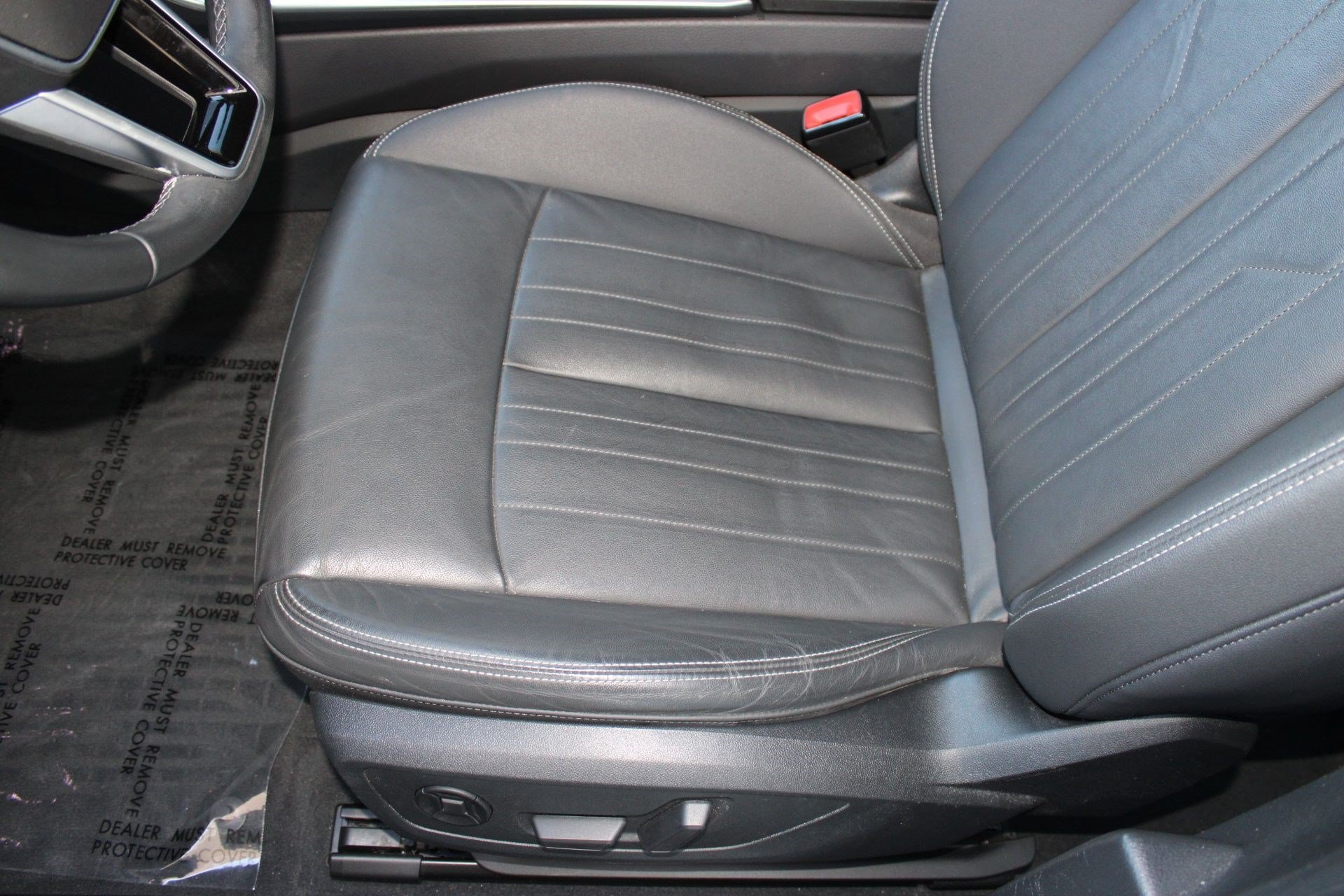 Used 2022 Audi A6 2.0T Premium w/ Black Optic Sport Package AWD/4WD image 14