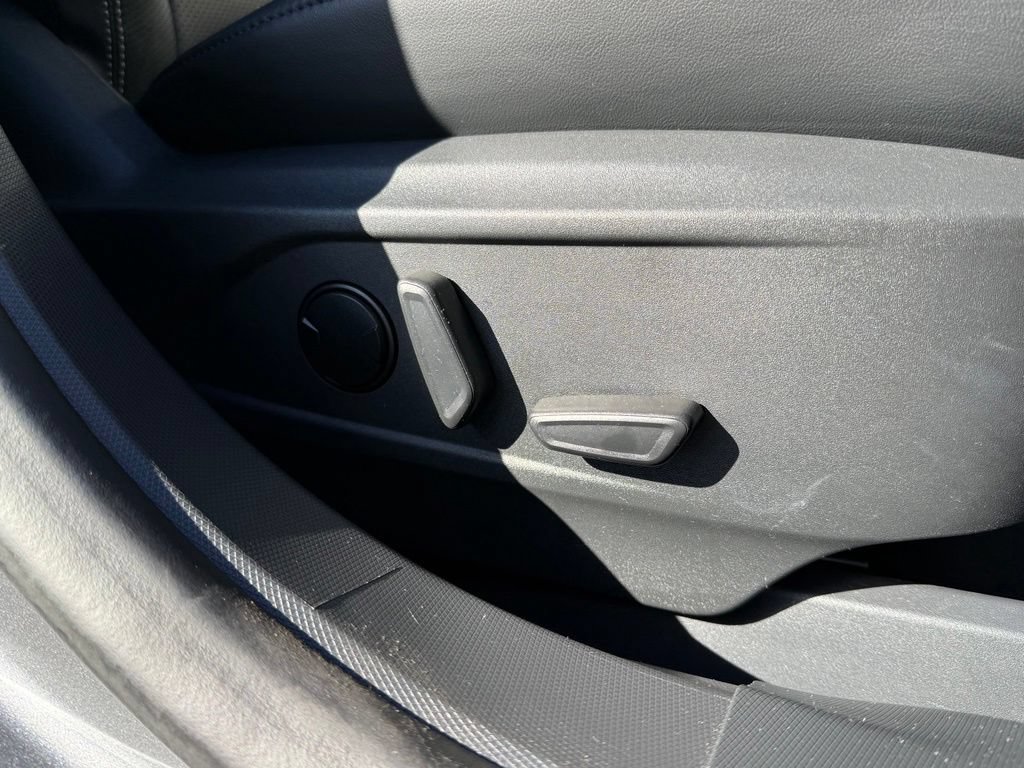 Used 2023 Ford Mustang Mach-E Premium RWD image 17