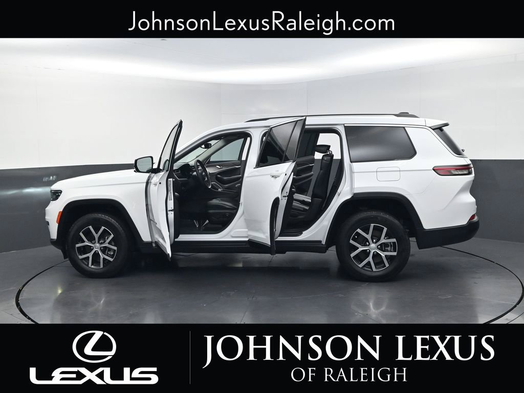 Used 2024 Jeep Grand Cherokee L Limited AWD/4WD image 36