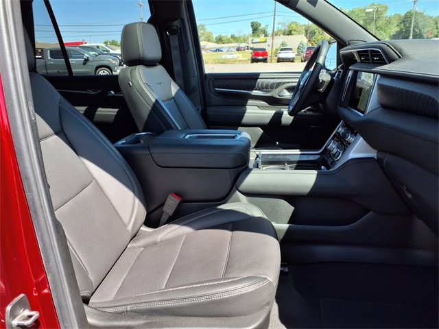 Used 2024 GMC Yukon Denali image 98