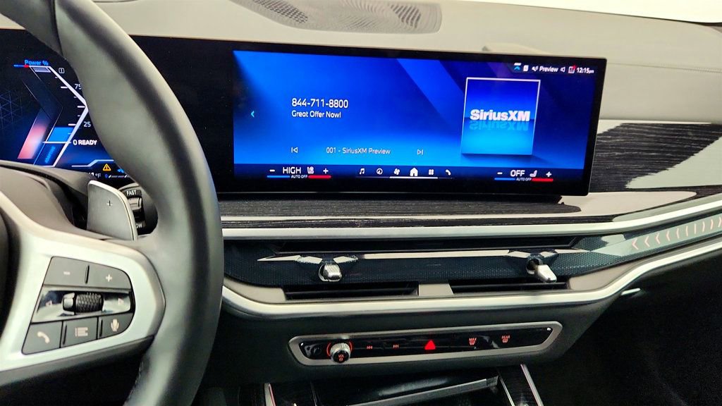 Used 2025 BMW X5 xDrive50e w/ M Sport Package image 18