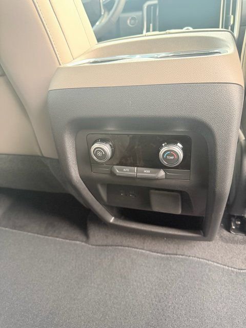 New 2026 GMC Acadia Elevation w/ Elevation Premium Package image 40