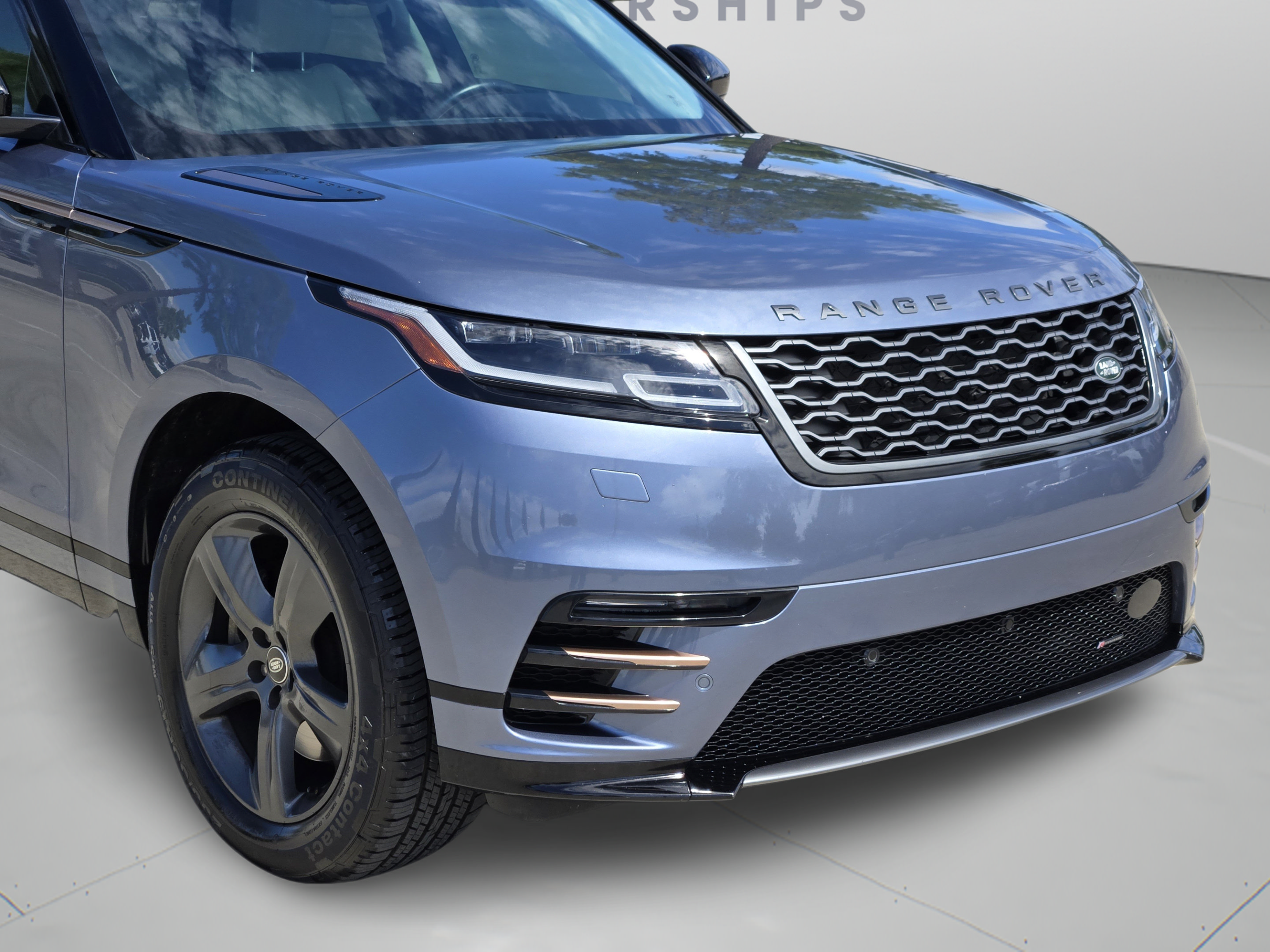 Used 2023 Land Rover Range Rover Velar R-Dynamic S AWD/4WD image 30