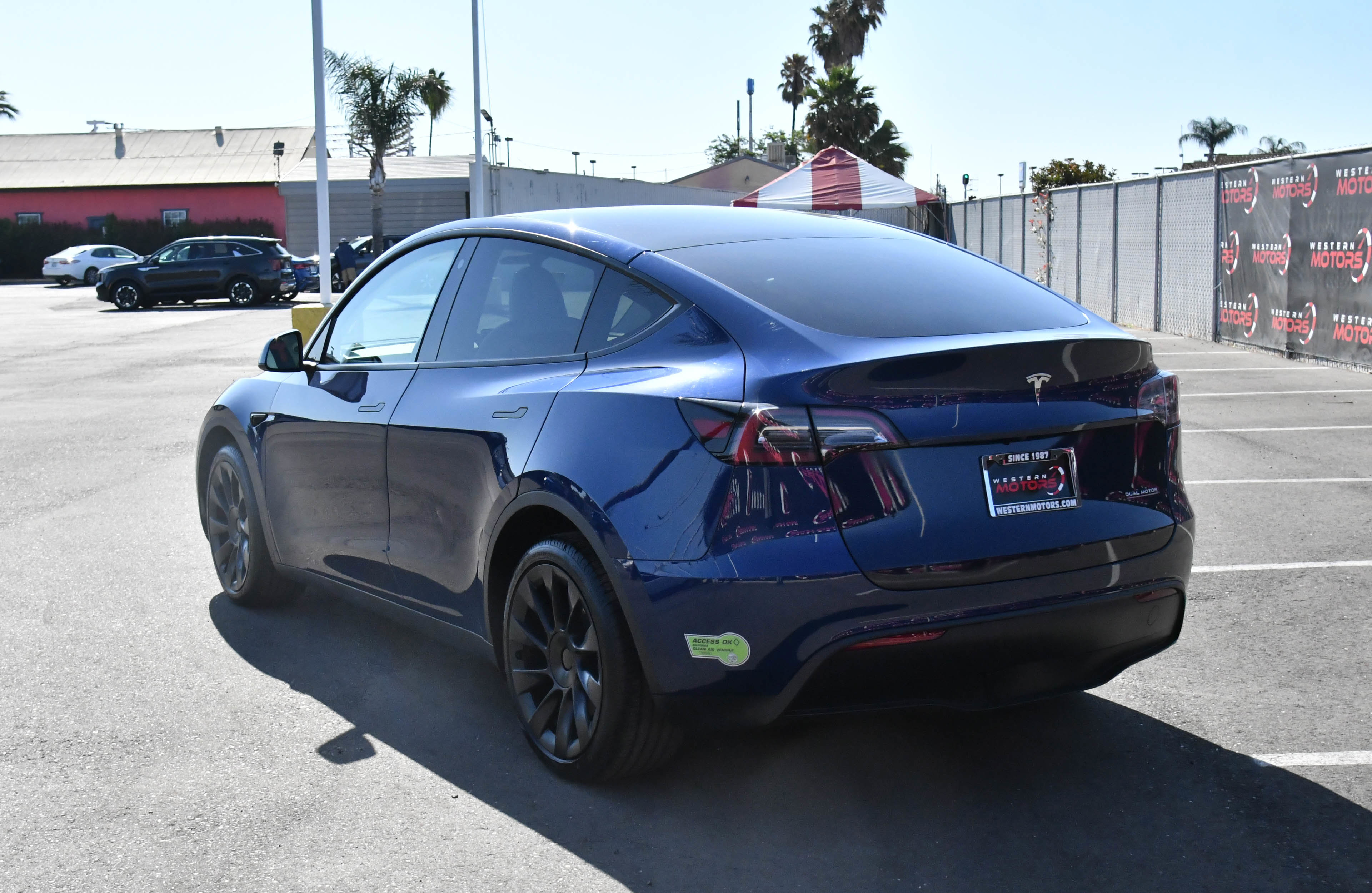 Used 2023 Tesla Model Y Long Range AWD/4WD image 6