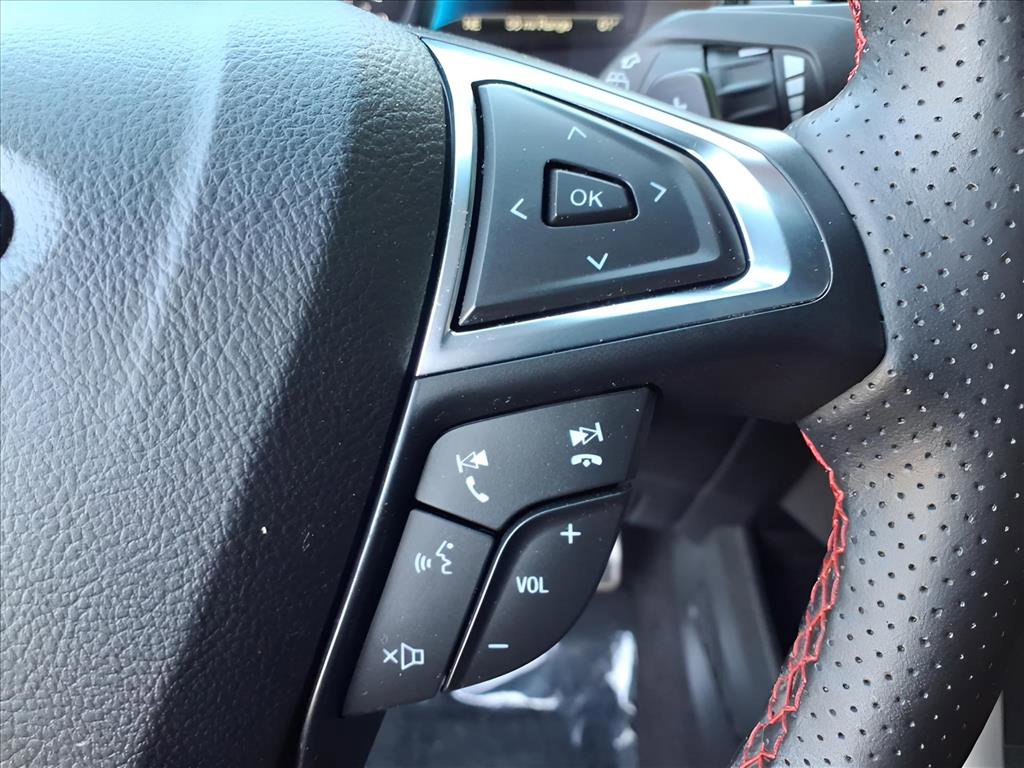 Used 2022 Ford Edge ST-Line w/ Class II Trailer Tow Package image 15