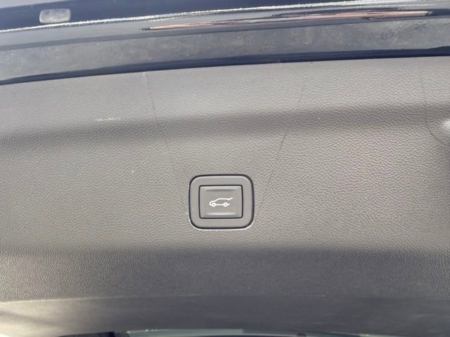 New 2026 Cadillac Escalade ESV Platinum Sport w/ LPO, ONYX Package image 35