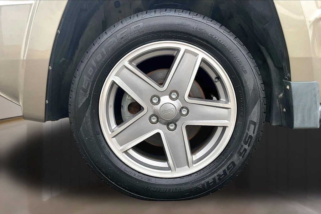 Used 2008 Jeep Patriot Limited FWD image 8