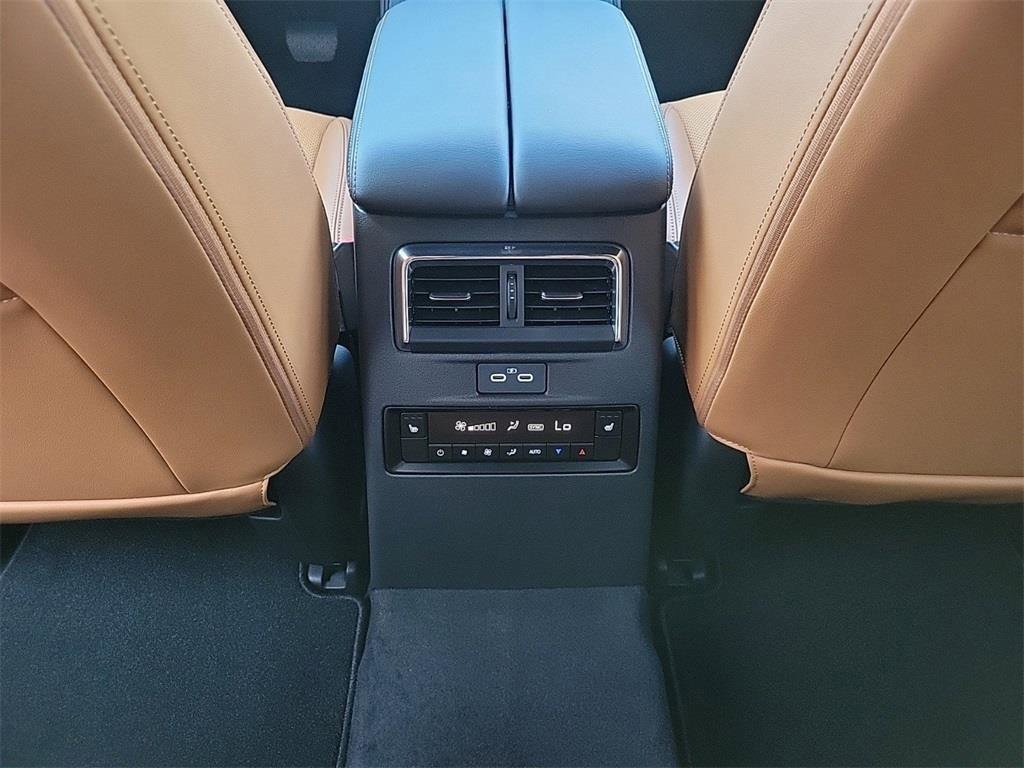 New 2025 MAZDA CX-70 3.3 Turbo S w/ Premium Plus image 21