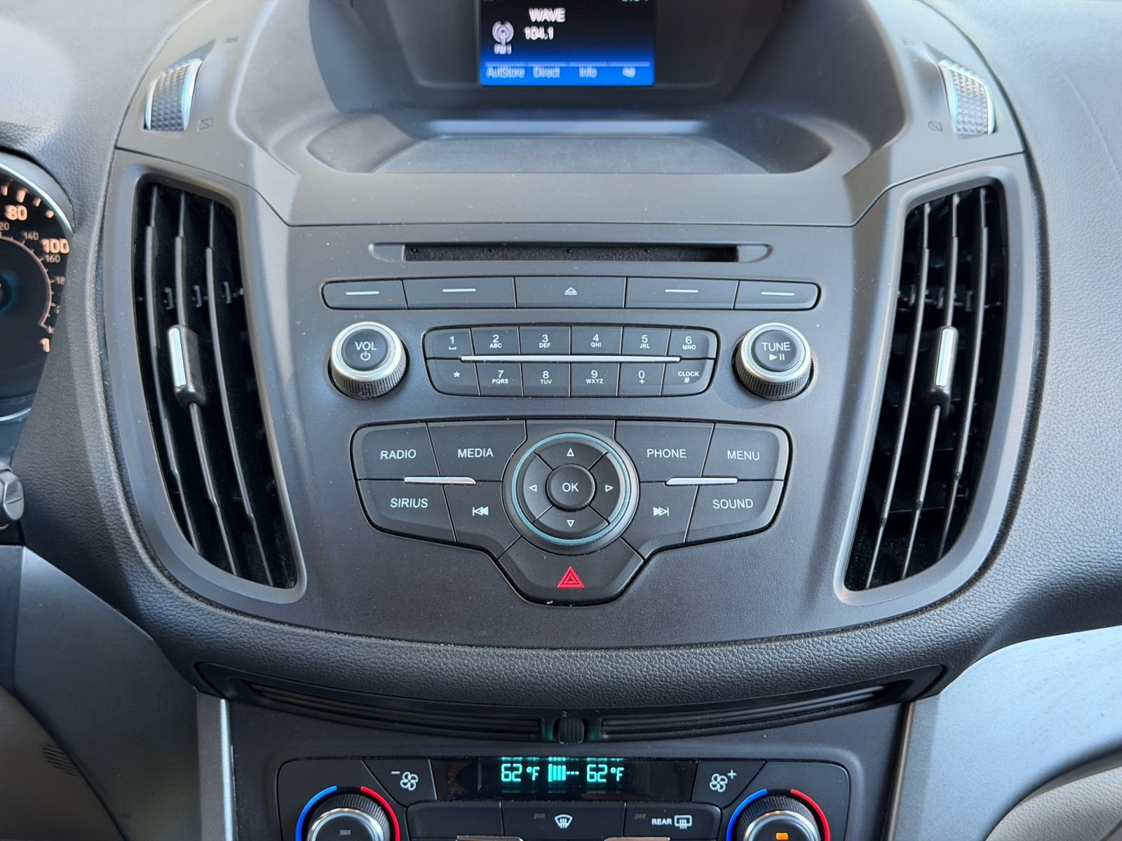 Used 2017 Ford Escape SE image 24