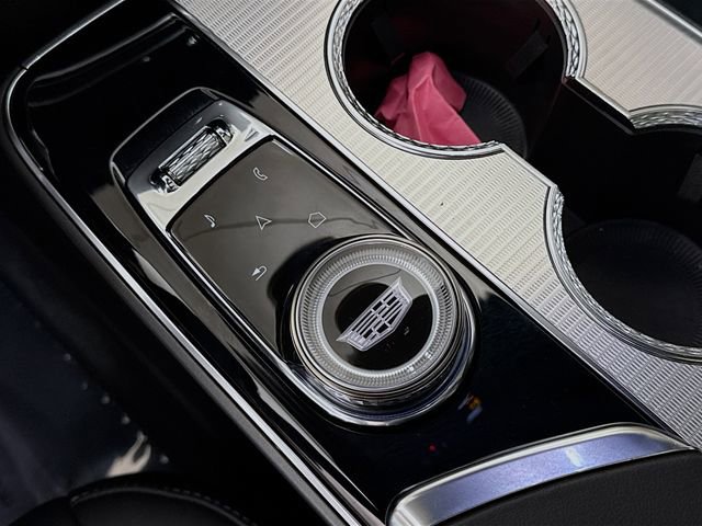 Used 2024 Cadillac Lyriq Tech image 18