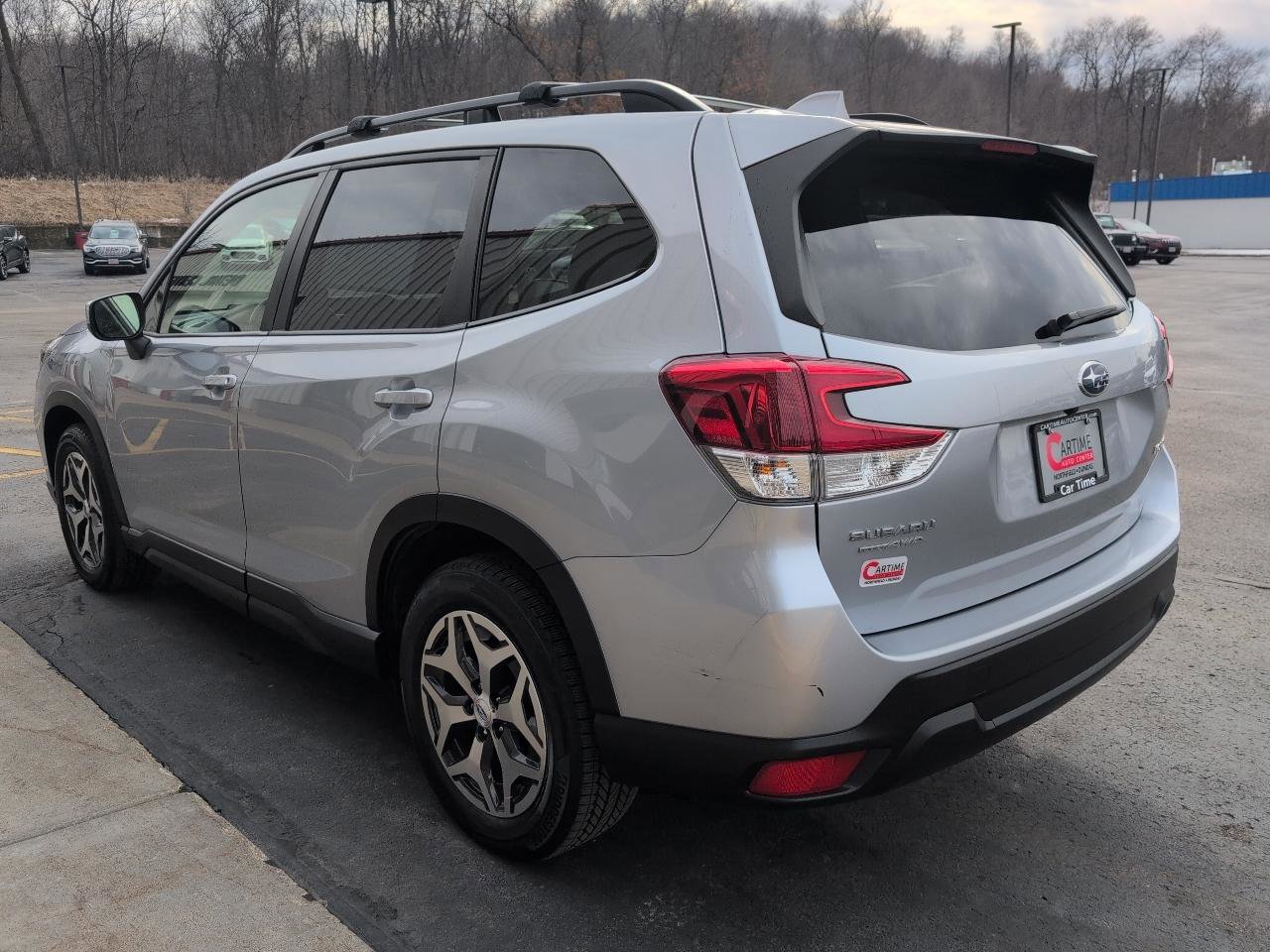 Used 2021 Subaru Forester Premium image 6