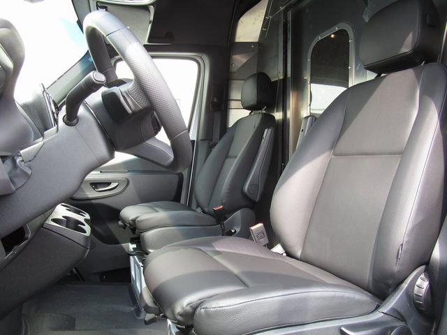 New 2025 Mercedes-Benz Sprinter 2500 image 11